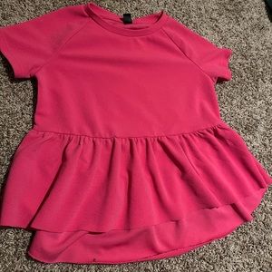 6 shirts, used but in new condition, good quality